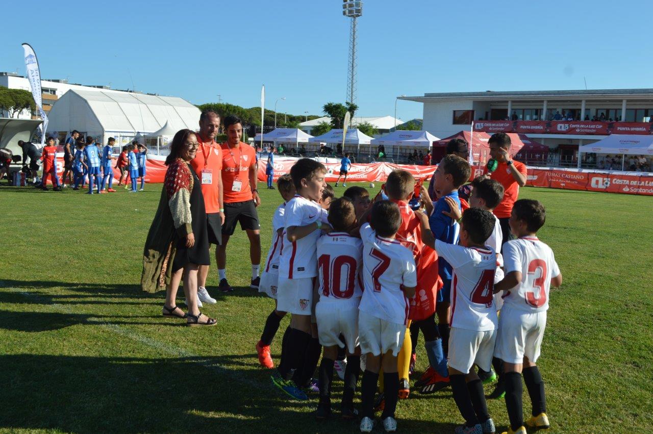 El torneo de fútbol base 'Costa de la Luz Cup Santander' de Punta Umbría se pospone a septiembre