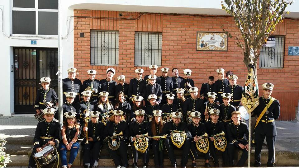 La asociación Rumbo Fijo presenta este viernes su calendario benéfico